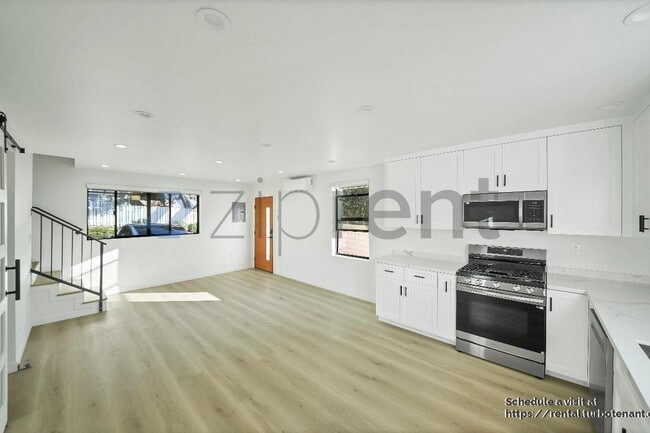 Photo - 4935 Cloud Ave