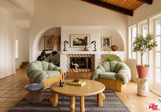 Photo - 33261 Decker School Rd