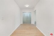 Photo - 212 S Reeves Dr Apartment Unit 3