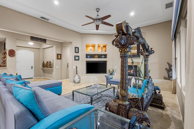Photo - 123 Brenna Ln