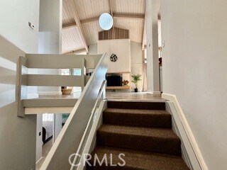 Photo - 872 Sierra Vista Dr