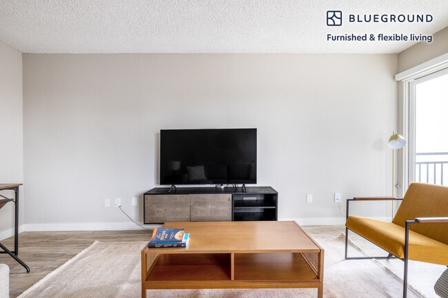 Photo - 615 S Catalina Ave Unit FL2-ID439