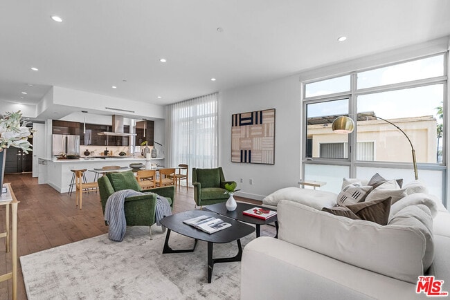 Photo - 250 N Crescent Dr Unit 101