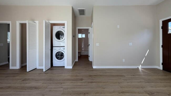 Photo - 1018 College Ave