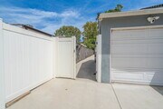 Photo - Studio ADU – Private Yard & Modern Finishes! Unit ADU