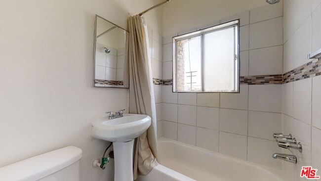 Photo - 738 S New Hampshire Ave Unit 208