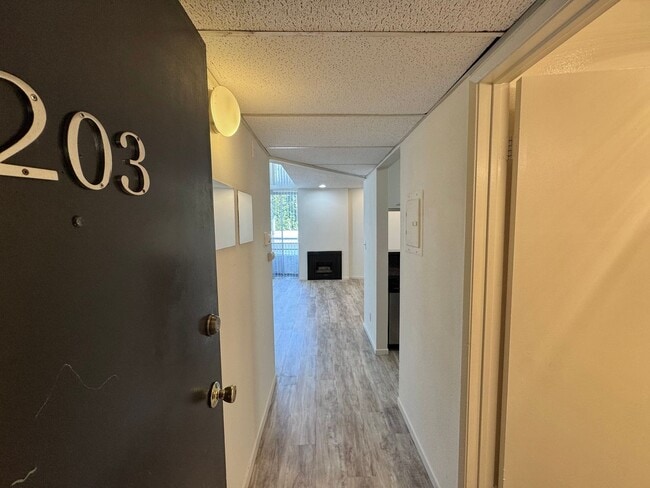 Photo - 3715 S Canfield Ave Unit 203