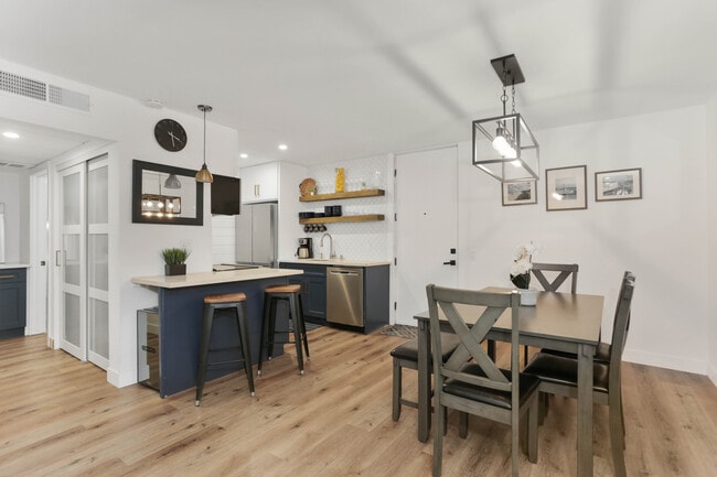 Photo - 6314 Friars Rd Unit 102