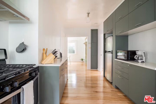 Photo - 716 Sunset Ave