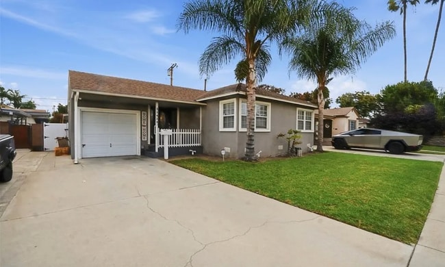 Photo - 11423 Fredson St