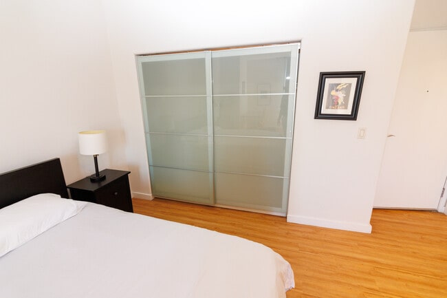 Photo - 1942 Westwood Blvd