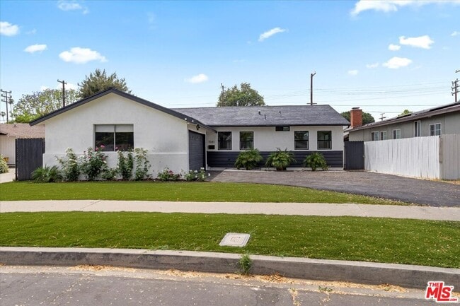 Photo - 7241 Donna Ave House