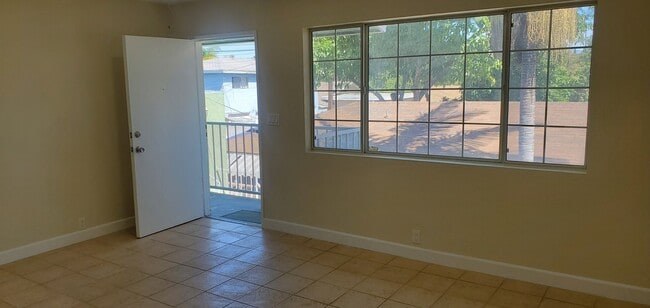 Photo - 11749 4th Ave Unit 4