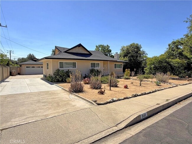 Photo - 840 Northwestern Dr