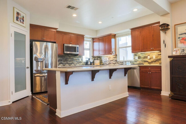 Photo - 211 Westpark Ct