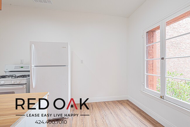 Photo - 5757 Franklin Ave Unit 102