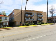 Photo - 5738 Whitsett Ave