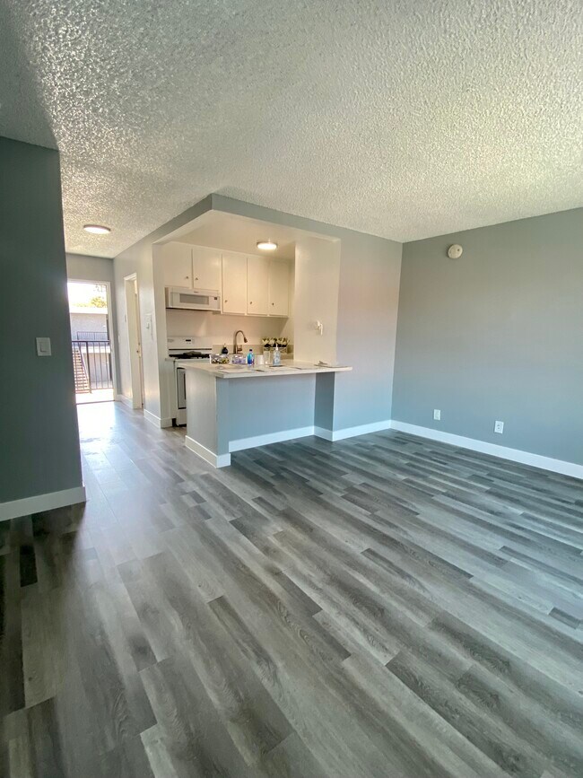 Photo - Saticoy Apartments