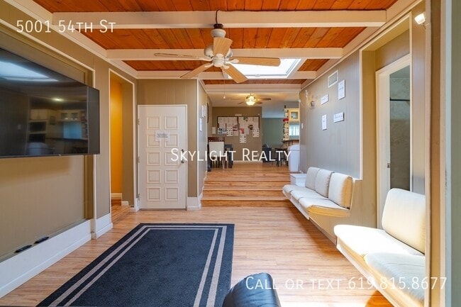 Photo - 5001 54th St