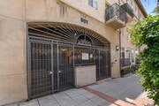 Photo - 801 W Hawthorn St Unit 304