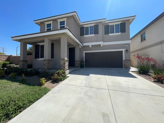 $1,000 Off 2nd Month’s Rent! 5-Bedroom Hom... - $1,000 Off 2nd Month’s Rent! 5-Bedroom Hom... House