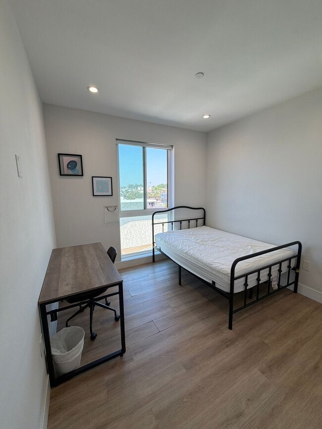 Photo - 3107-3107 Normandie Ave Unit 3105 B4-4