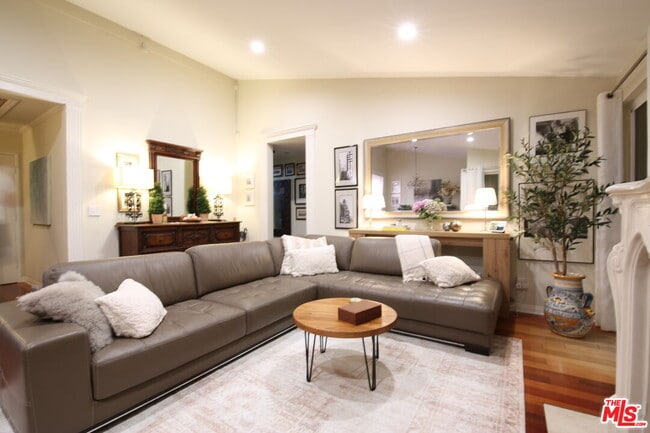 Photo - 603 S Prospect Ave Unit 301