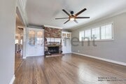 Photo - 515 E Wilson Ave House