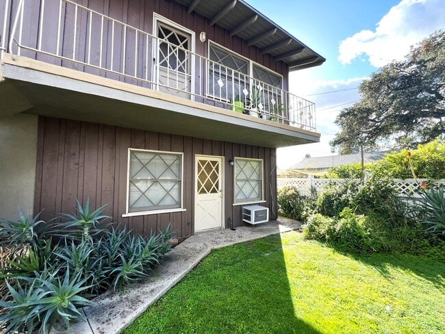 Building Photo - RV T 116 - 118 Unit 116.5