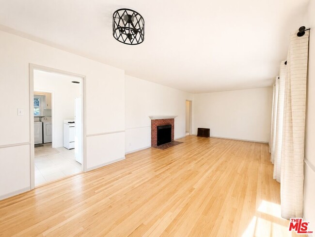 Photo - 7301 Dunfield Ave