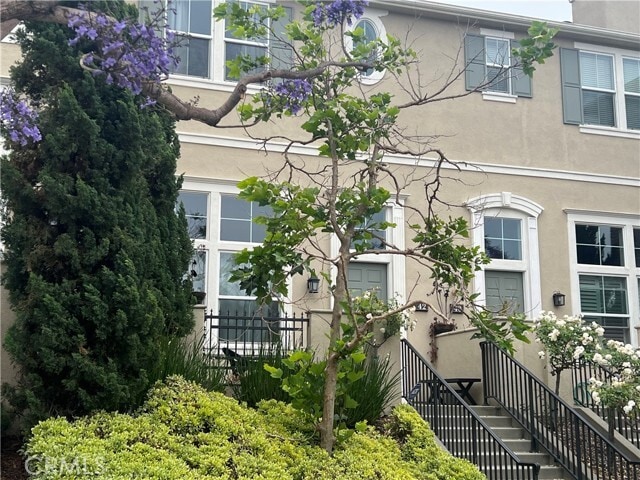 Building Photo - 42 Fringe Tree