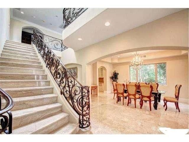 Photo - 1101 S Bundy Dr