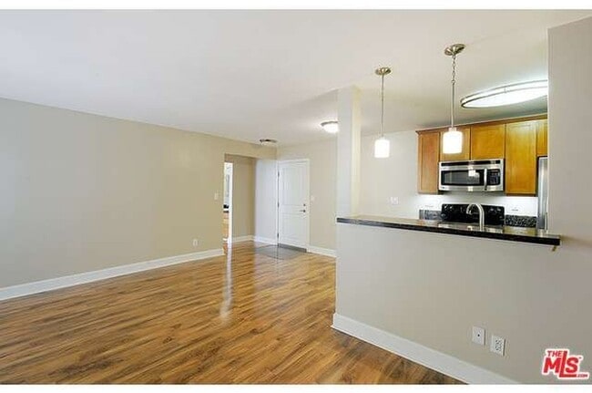 Photo - 10982 Roebling Ave Unit 333