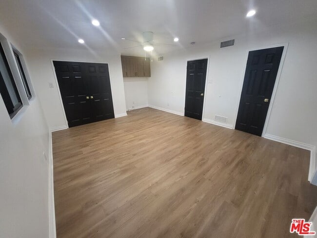 Photo - 620 N Poinsettia Pl