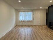 Photo - 2213 Huntington St Unit 2