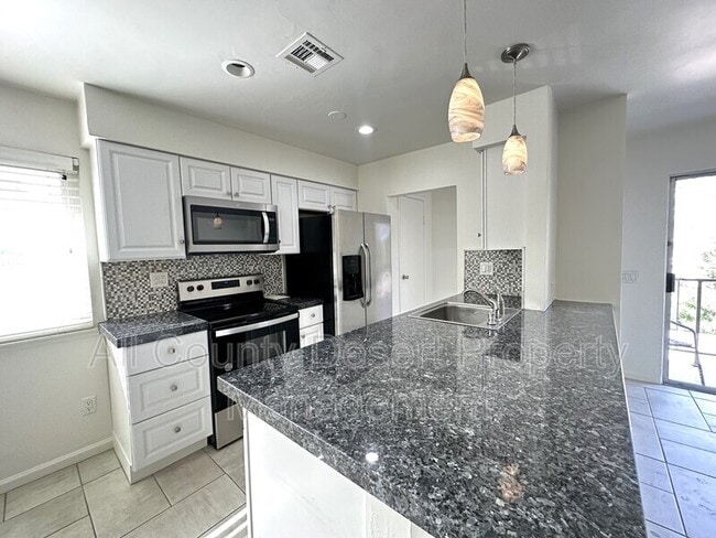 Photo - 72714 Willow St Unit 4