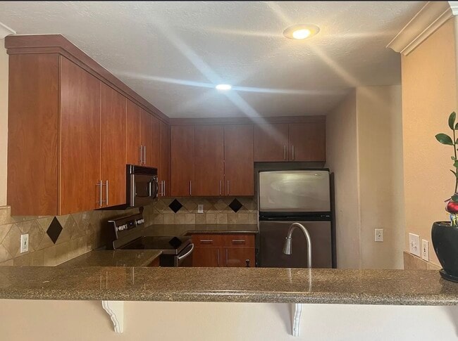 Photo - 7003 Saranac St Unit 105