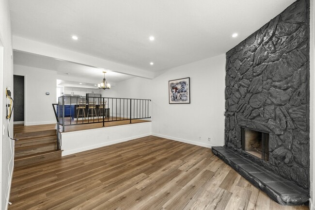 Photo - 26120 Narbonne Ave