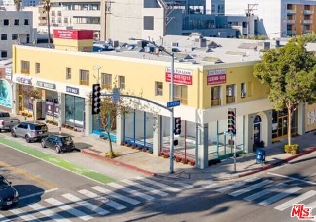 Building Photo - 721-721 Broadway Rental