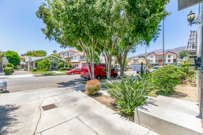 Photo - 1148 San Rafael Ave Unit #7