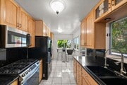 Photo - 1881 Glenneyre St