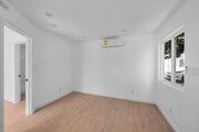 Photo - 1222 Aldine Ct Apartments Unit 1224.5