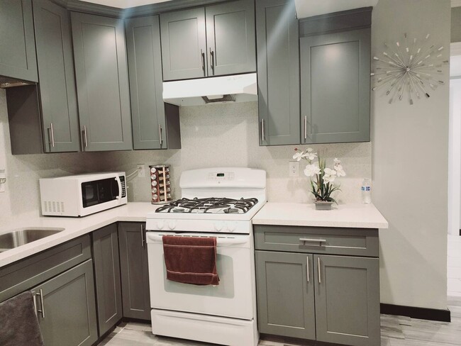 Photo - 1214 W Cerritos Ave Apartments Unit #B