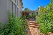 Photo - 16582 Calneva Dr House