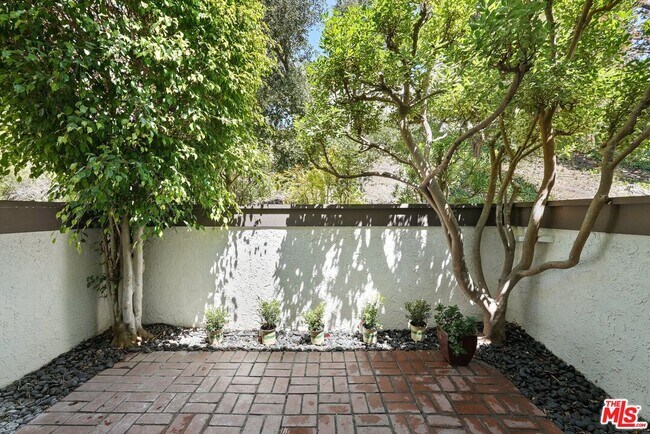 Photo - 1622 Palisades Dr