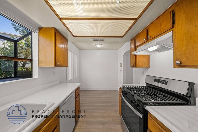 Photo - 212 W. Regent St.