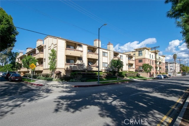 Building Photo - 12355 Chandler Blvd Unit 202 Rental