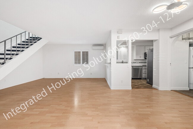 Photo - 5927 Mildred St