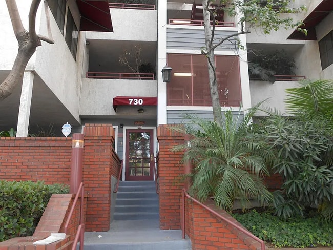 Photo - 730 W 4th St Condo Unit 106