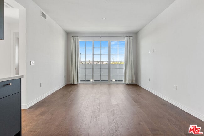 Photo - 11908 Exposition Blvd Unit 201